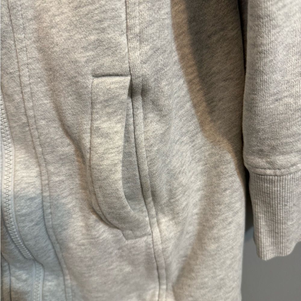 Lululemon Back To It Wrap - image 7